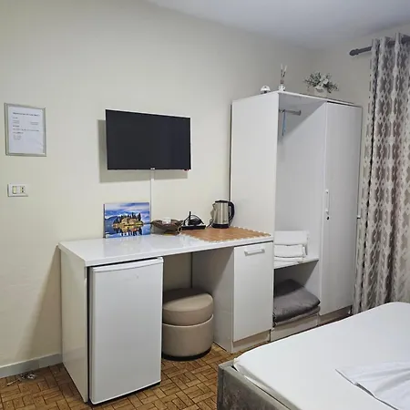 Endi Center 2 Apartment *